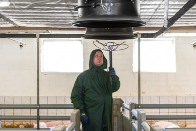 Special funnel washer reaches all parts of chimney