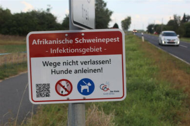 Warning sign near the village of Trebur, in Hesse state, Germany, pointing out to the general public that ASF is around. Photo: Vincent ter Beek