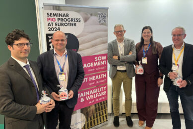 The line-up of speakers at the Pig Progress Sustainability & Welfare seminar, from left to right: Graziano Mantovani, Cargill; Dr Ian Hands, Groupe Techna; Vincent ter Beek, Pig Progress; Dr Jessica Seate, Animal Science Products; Ir Jan Fledderus, Schothorst Feed Research. Photo: Sophie ten Broek